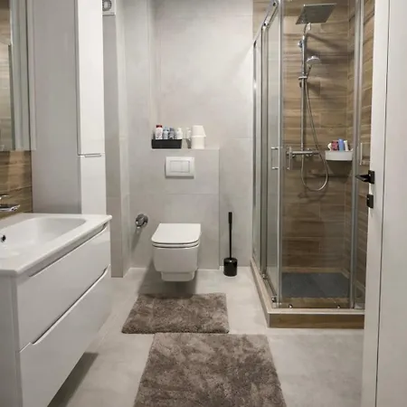 Avenija One - Free Garage Appartement